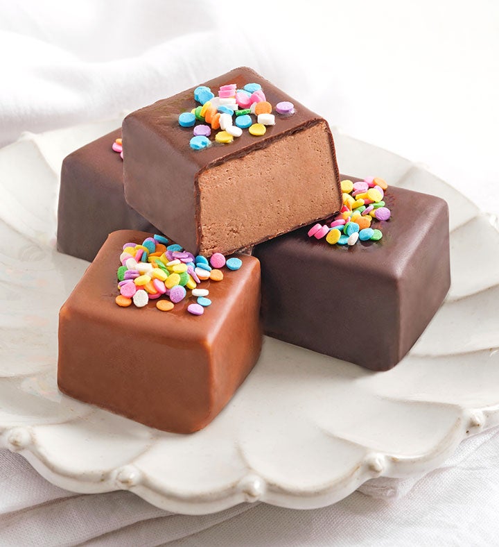 Celebration Cheesecake Bites™ with Fancy Strawberries