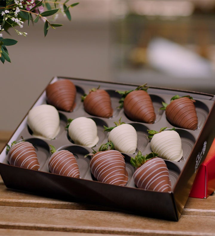 Mother's Day Drizzled Strawberries™